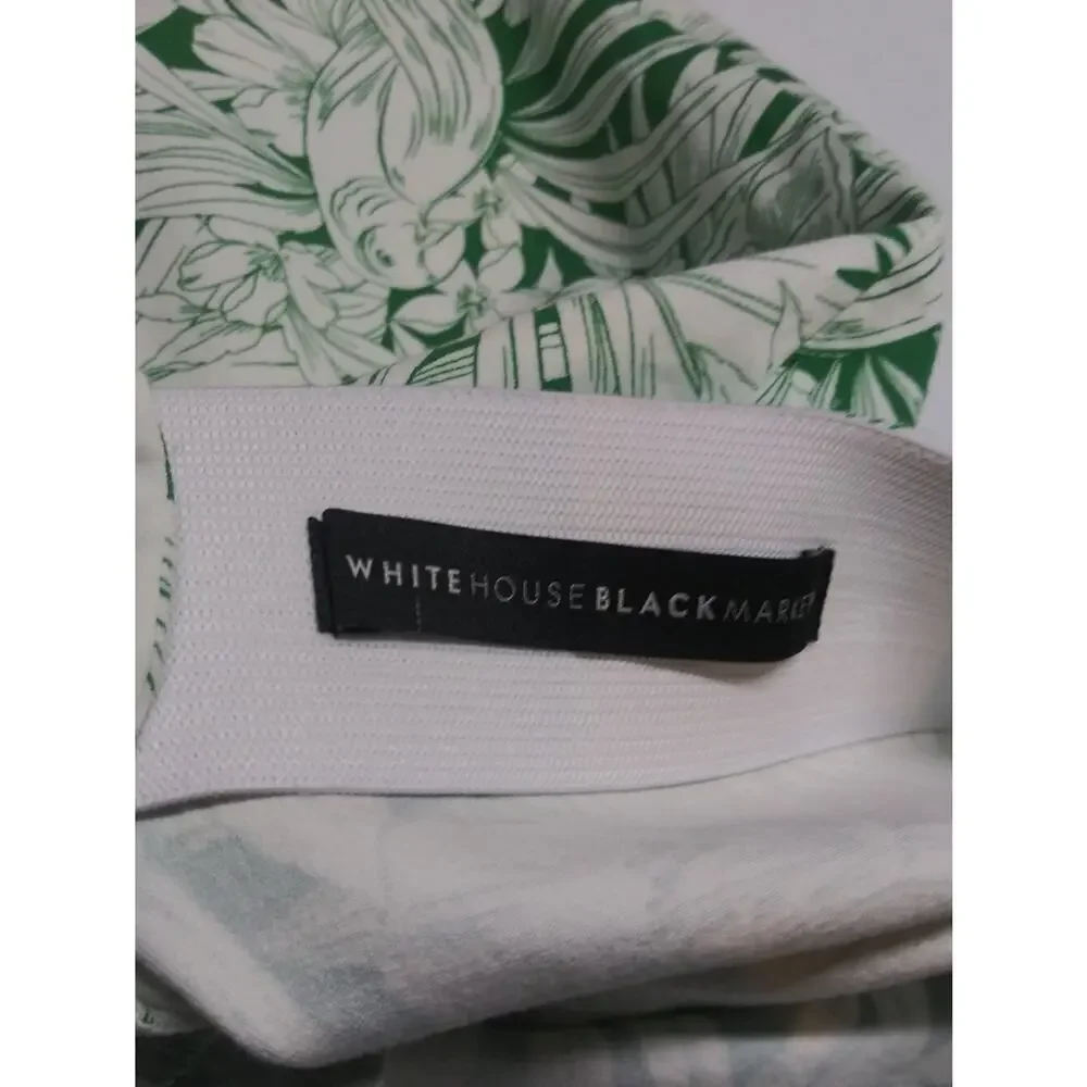 WHBM Green & White Floral Skinny Crop Tropical Bird Vacation Pull On Size 2